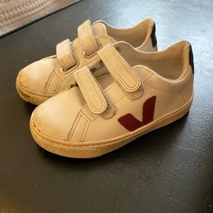 VEJA Kids' Small Esplar Sneaker